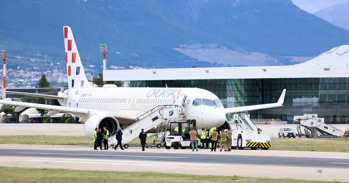 Avion Croatia Airlinesa izletio sa staze