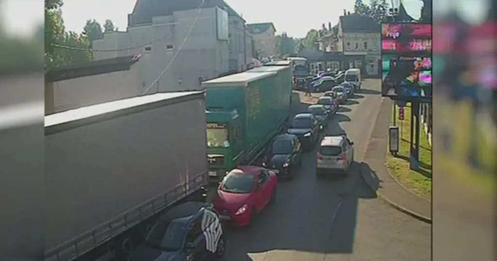 Duge kolone vozila na izlazu iz BiH, na četiri granična prelaza čeka se satima