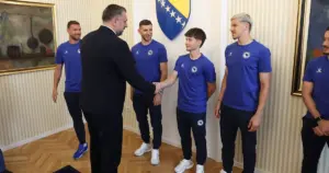 Konaković uručio diplomatske pasoše reprezentativcima Bosne i Hercegovine
