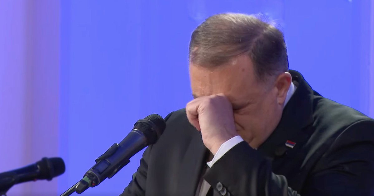 Milorad Dodik zaplakao na komemoraciji