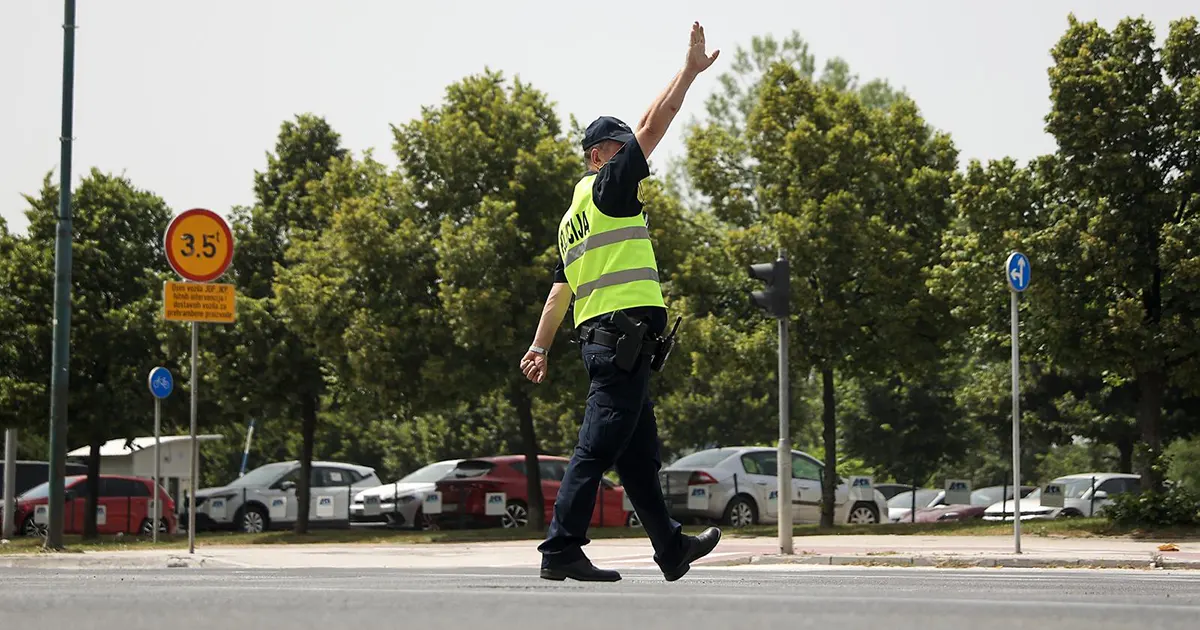 saobraćajna policija ks