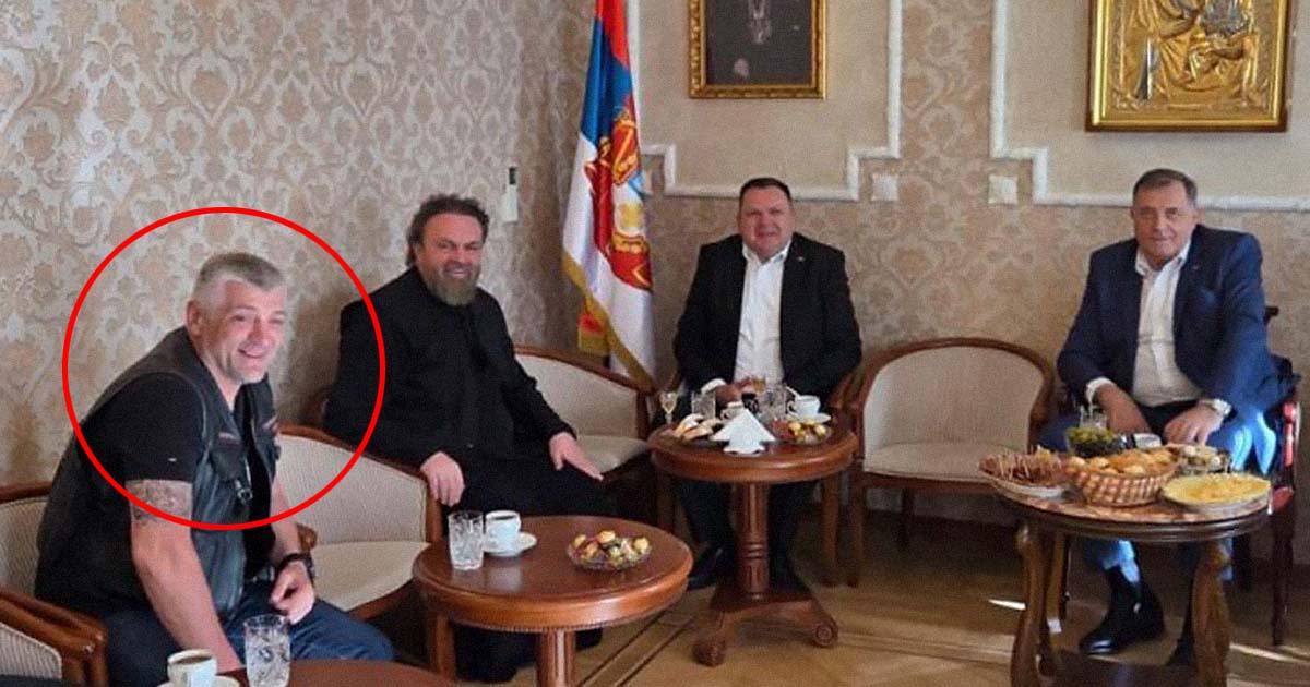 Savičić se slikao s Dodikom