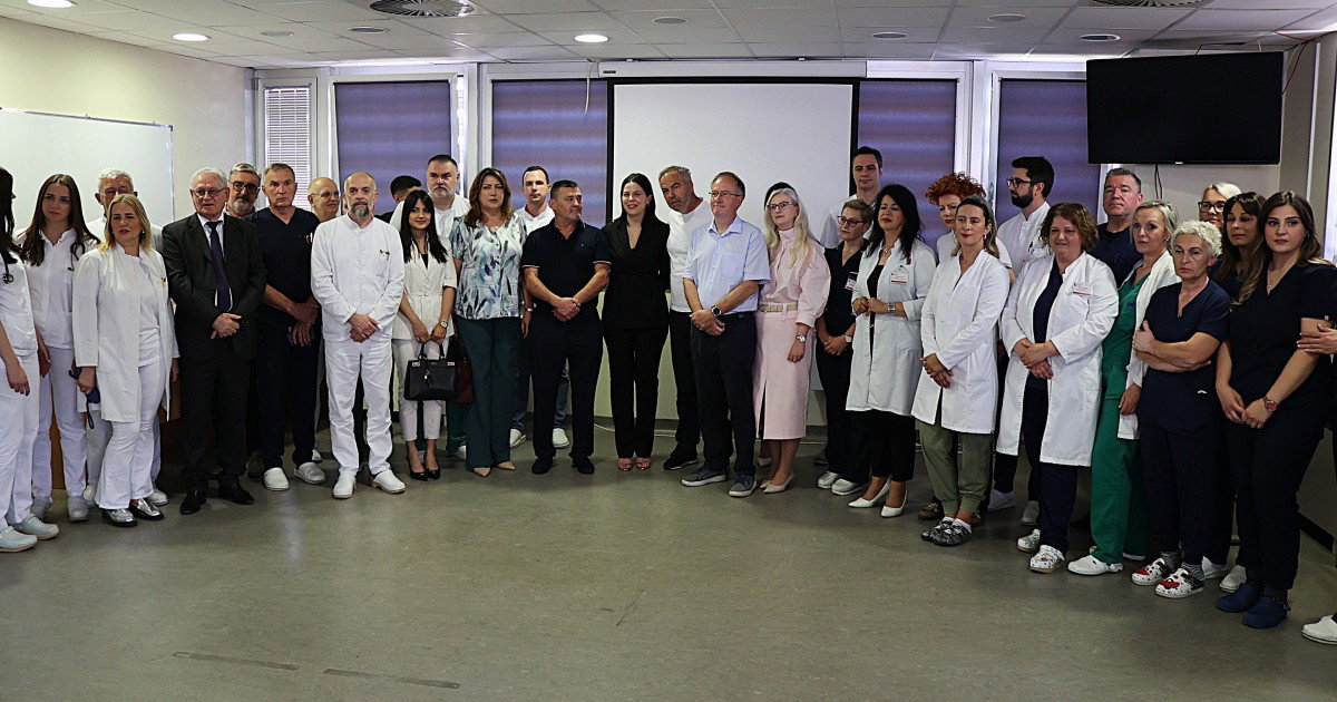 U prvoj transplantaciji bubrega u SKB Mostar otac bubreg sinu