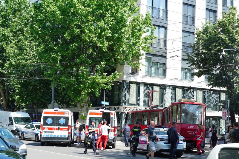 Beograd: Tramvaj udario u zgradu