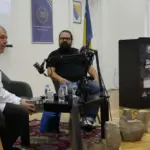 Predstavljen roman 'Safari u Sarajevu-kako ubiti vampira' Andreja Nikolaidisa