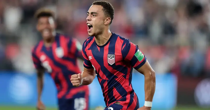 Sergiño Dest