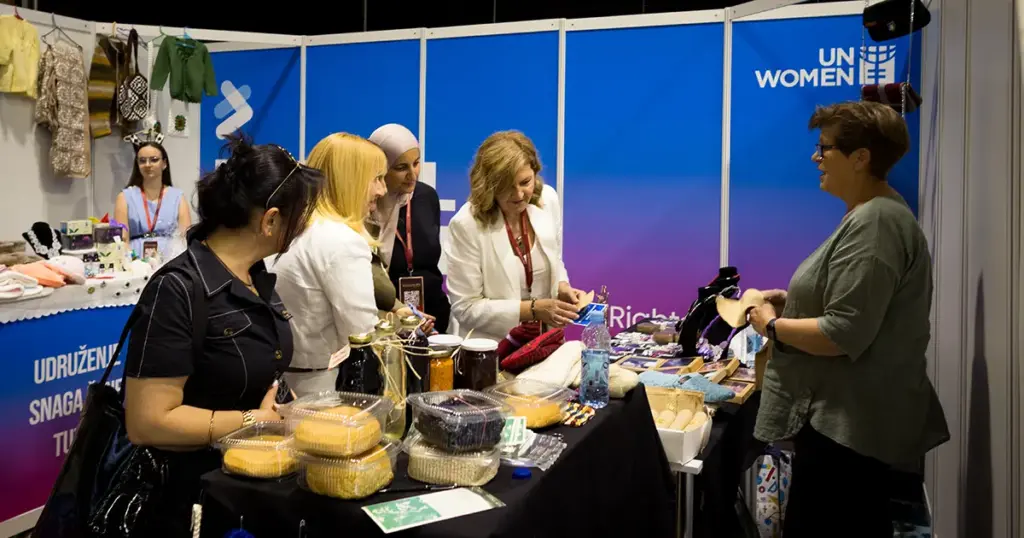 Otvoren Women 100 EXPO