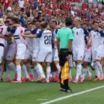 Slavlja Zmajeva nakon pogotka protiv Kanade