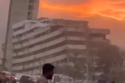 Uništena zgrada u Caracasu
