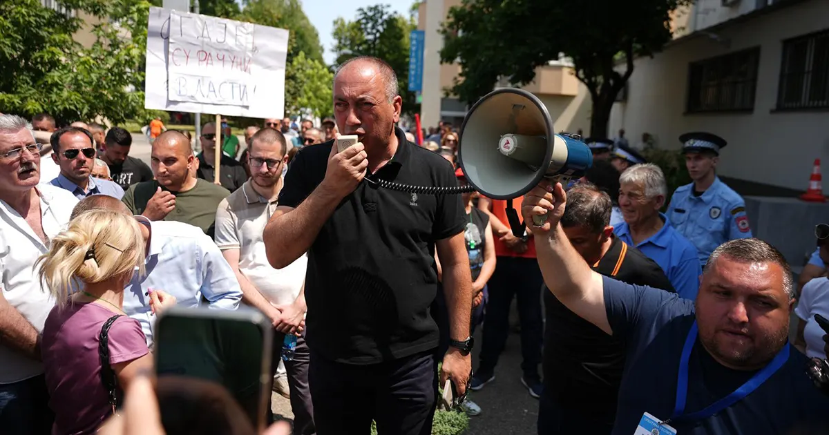 Crnadak najavljuje “politički zemljotres” u RS-u: “Šokirat će se svi imenima koja će isplivati”