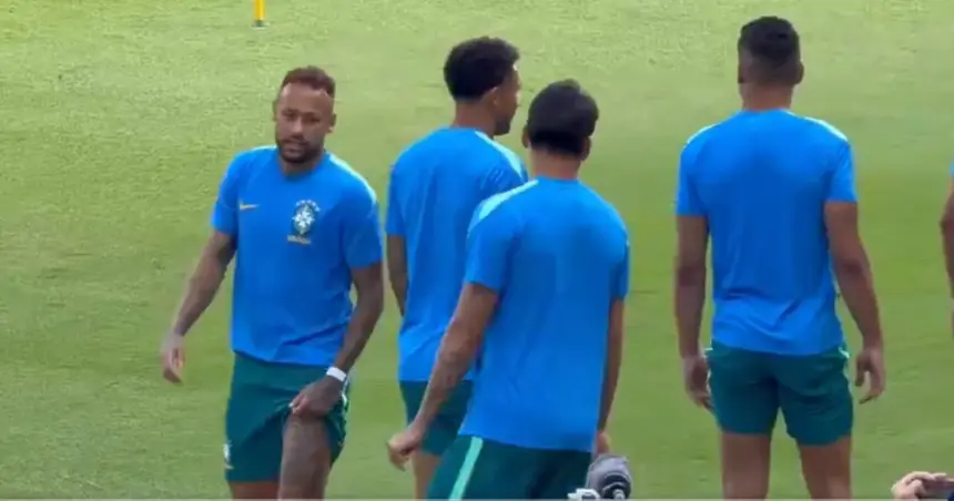 Neymar na treningu Brazila