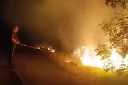 Borba s vatrom trajala je cijelu noć