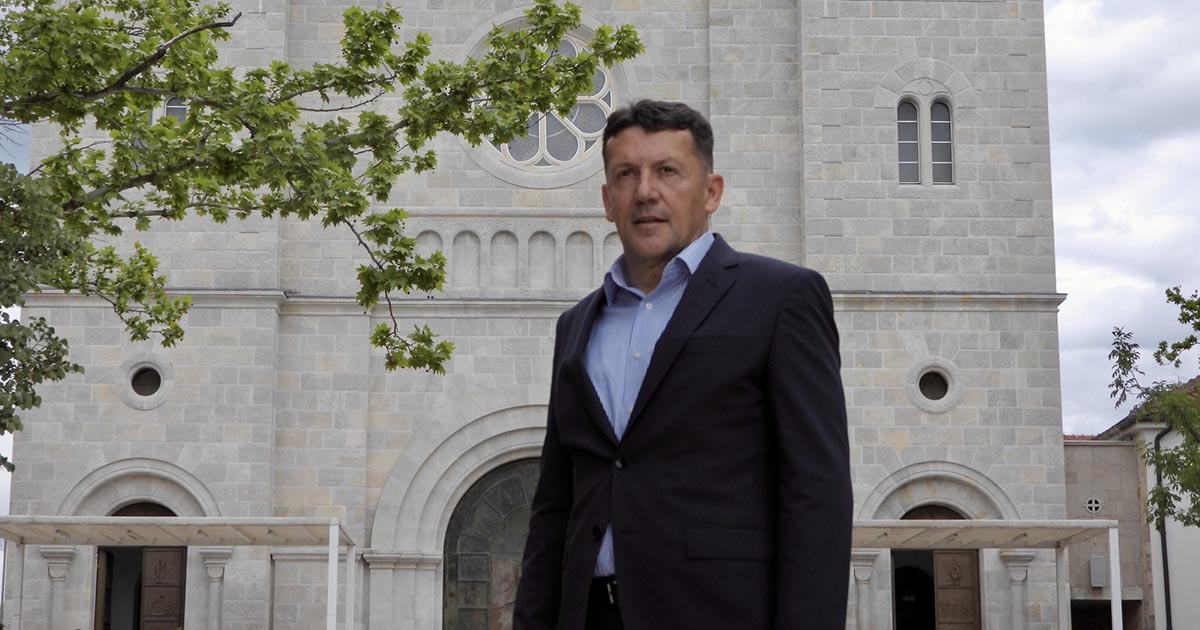Lučić objavio “Čovićevu biografiju”, tvrdi da se potpisivao ćirilicom