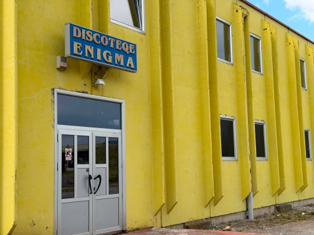Diskoteka "Enigma" na Palama