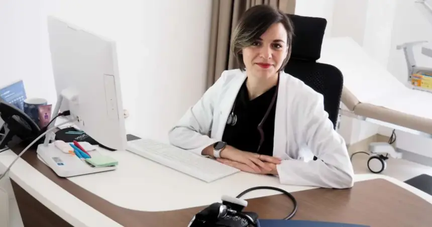 Dr Ena Štimjanin