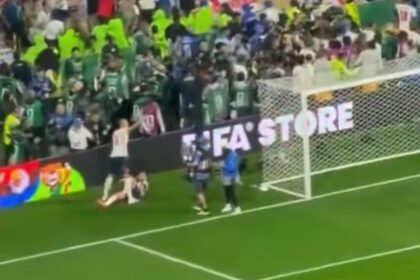 Povrijedio se Jordan Henderson