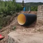 Cijevi velikog promjera u koritu rijeke Bunice