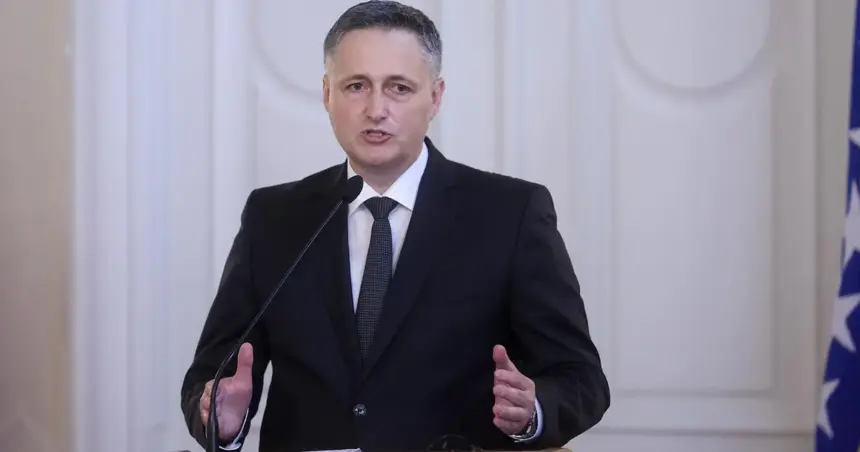 Denis Bećirović