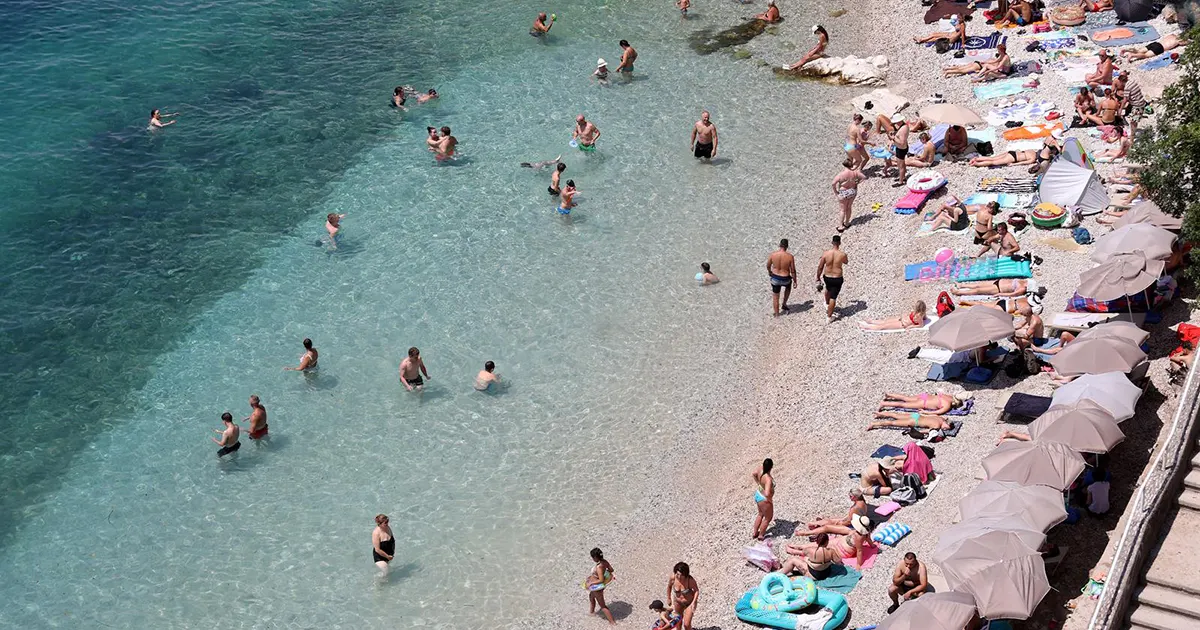 Konobari bogatiji od gostiju: Hrvati objavili zbog čega im turizam rapidno propada