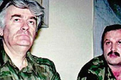 Milan Martić (desno)