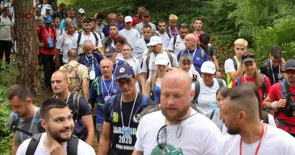 Krenuo Marš mira, na put dug 100 kilometara krenulo više od 6.000 učesnika