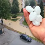 Oluja praćena gradom u Sloveniji