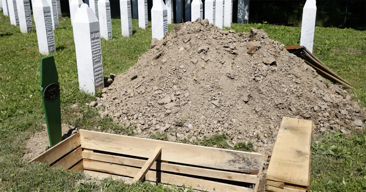 U Potočarima sve spremno za kolektivnu dženazu i ukop deset žrtava genocida