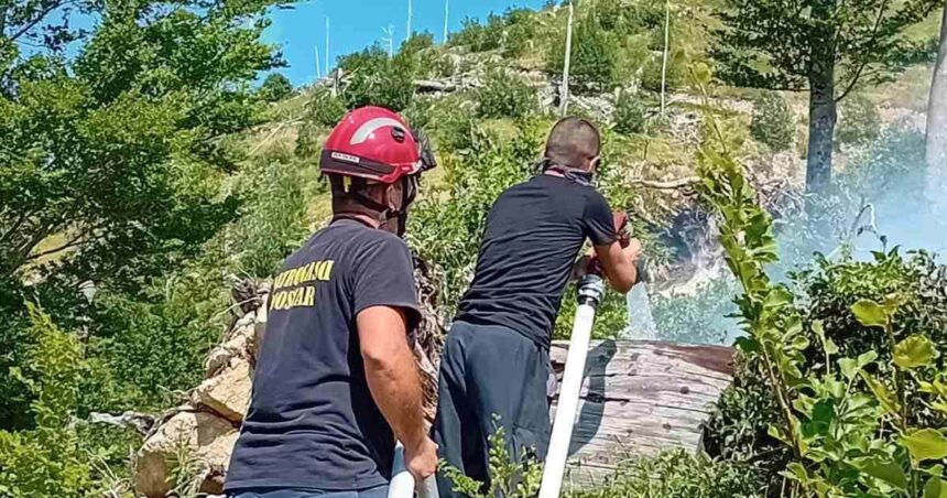 Aktivan požar na Rujištu