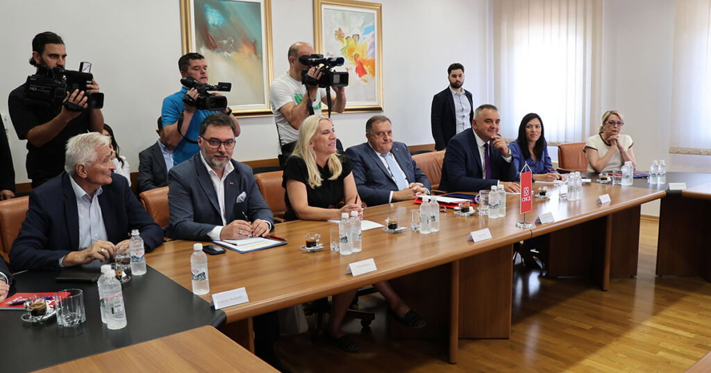 U Mostaru održan sastanak delegacija HDZ-a BiH i SNSD-a