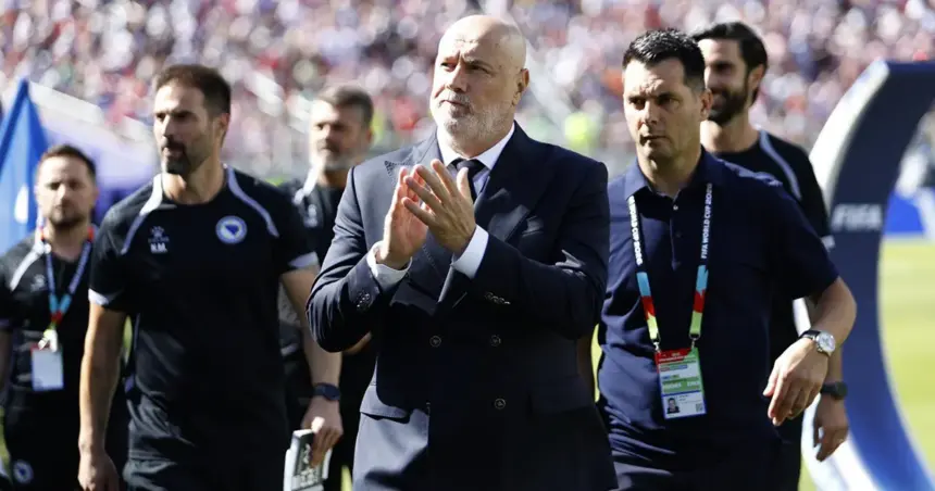 Sergej Barbarez i stručni štab Zmajeva