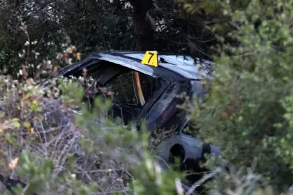 slijetanje automobil nesreća pxl