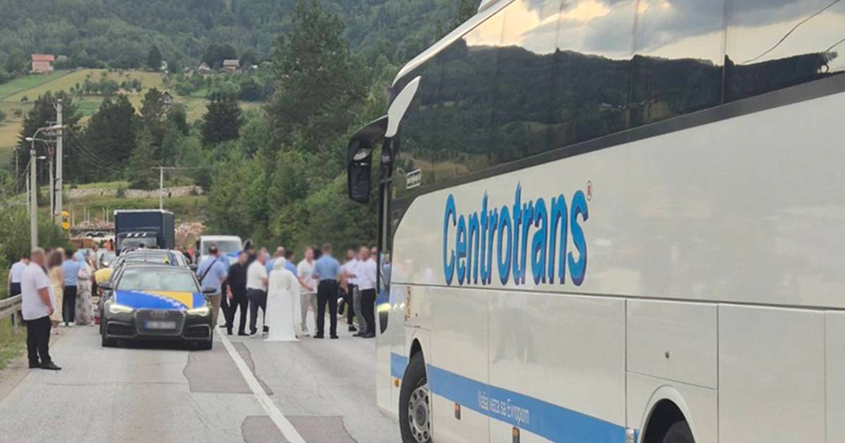 Masovna tuča blokirala magistralni put u BiH: Policija na terenu, saobraćaj u zastoju