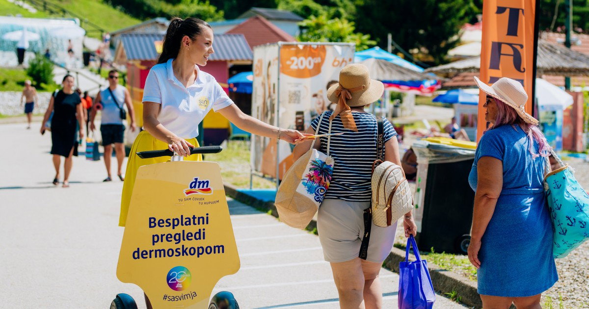 718 osoba iskoristilo priliku: Završen 13. ciklus dm-ovih besplatnih dermoskopskih pregleda