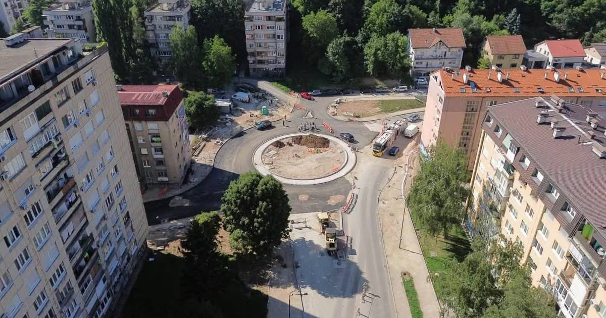 “Nepredviđeni” radovi na kružnom toku na Grbavici: Poznati cijena i novi rok