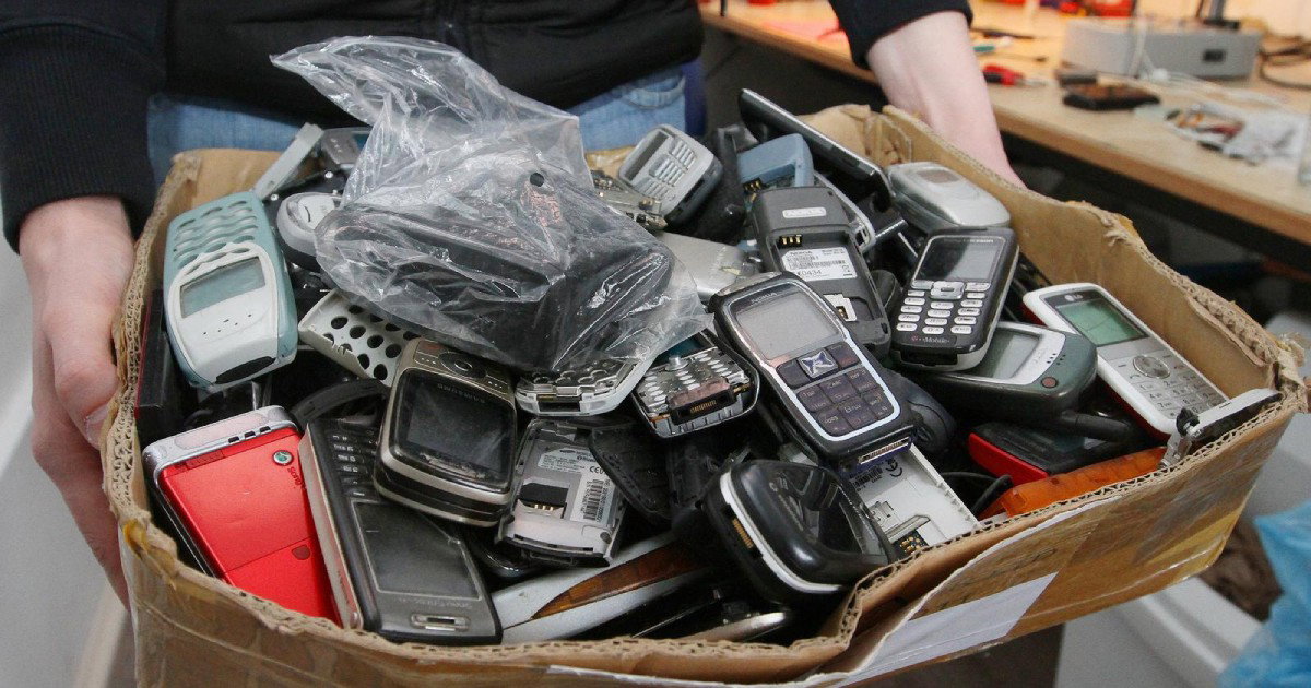 Iz starih mobitela i računara izdvajaju zlato