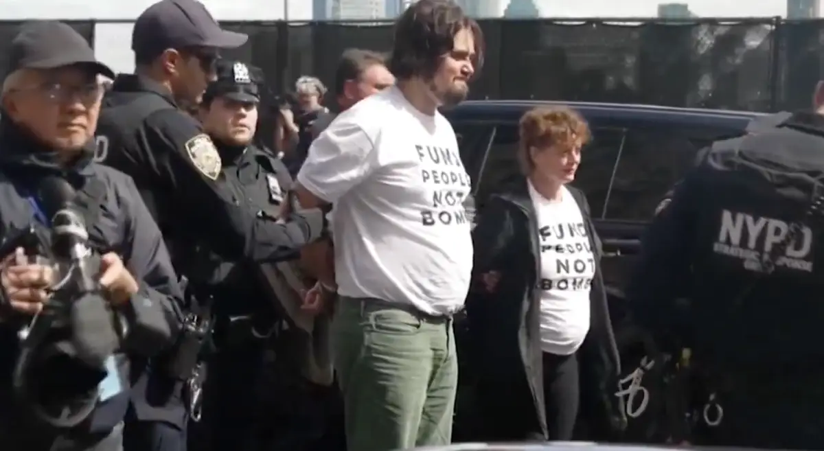 Susan Sarandon privedena tokom protesta protiv Netanyahua ispred sjedišta UN-a