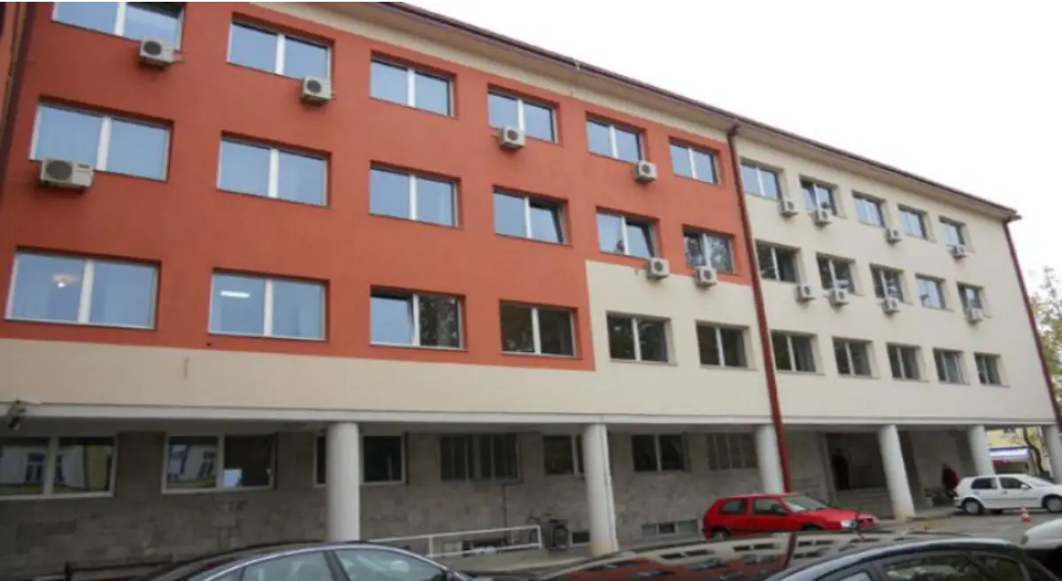 Deset godina zatvora zbog spolnog zlostavljanja maloljetne kćerke