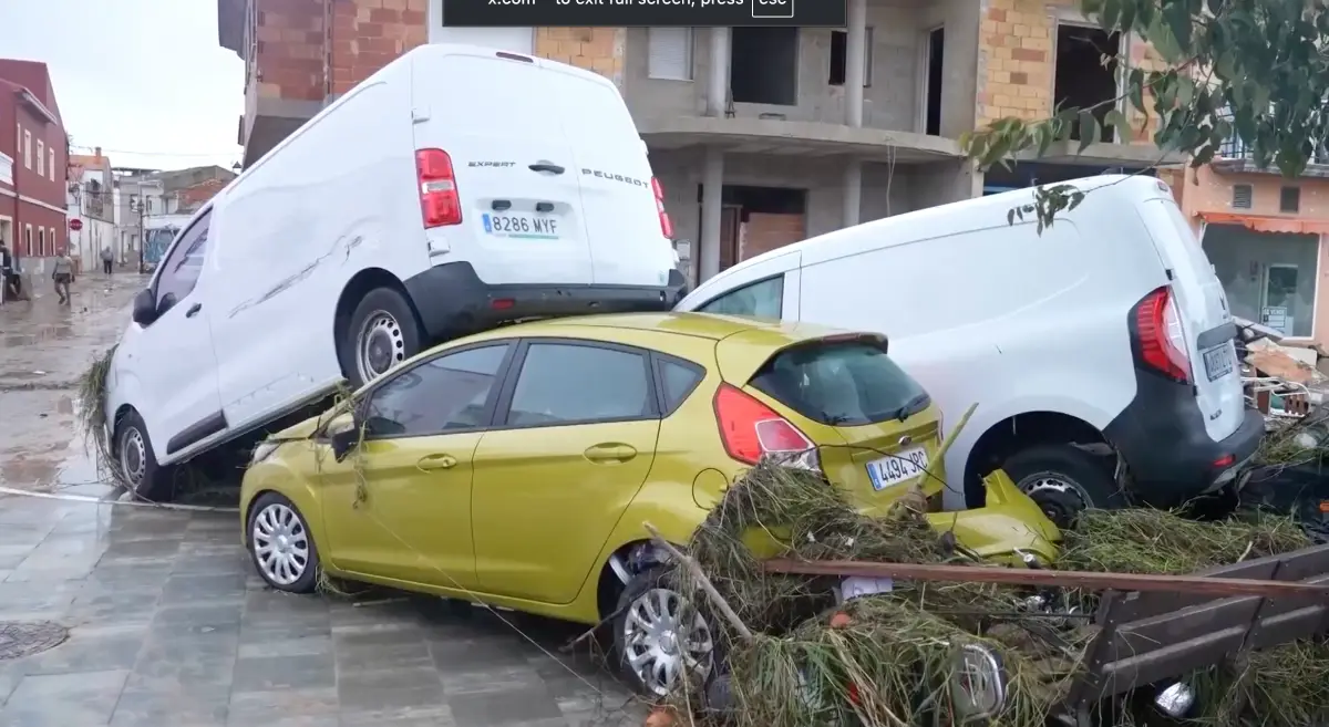 Jedan dio Evrope zahvatila velika oluja, poginule najmanje četiri osobe. Štete su ogromne